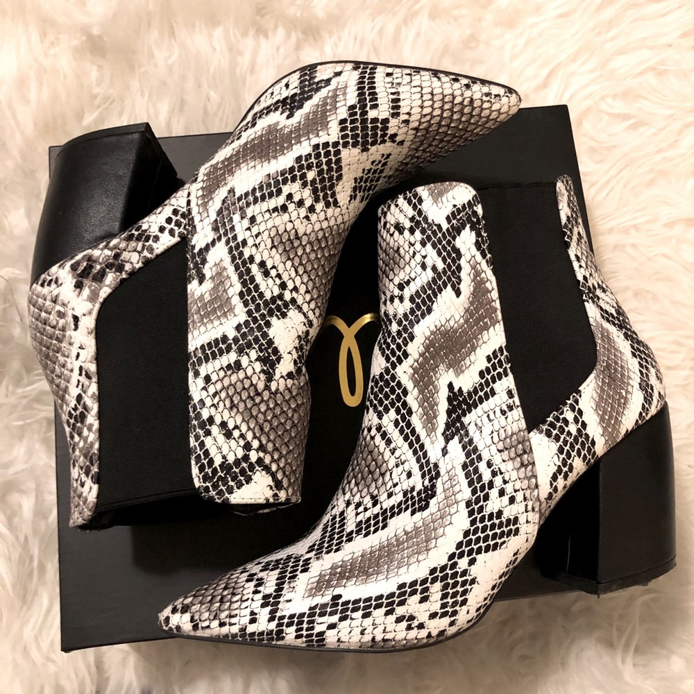 Faux snakeskin pointy-toed booties
